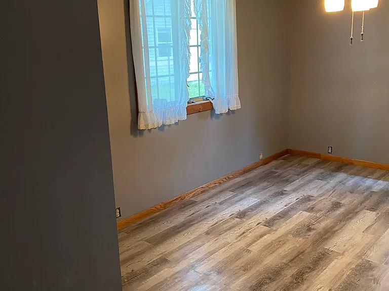 17666 Davis Rd — Photo 3