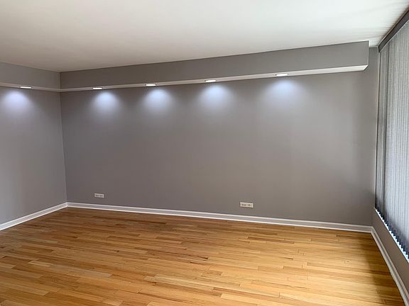 5th image of 3200 N Lake Shore Dr APT 409