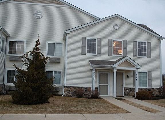 2nd image of 2325 Silverstone Dr #2325