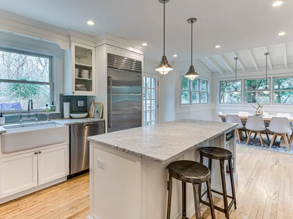 28 Wildwood Dr, Sag Harbor, NY 11963