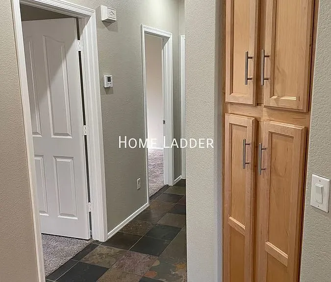 4723 E Weaver Rd — Photo 16