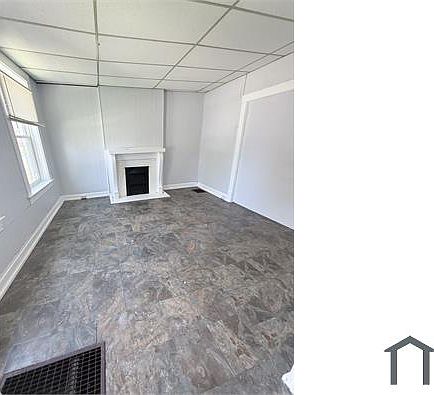 4th image of 4012 Penrose St