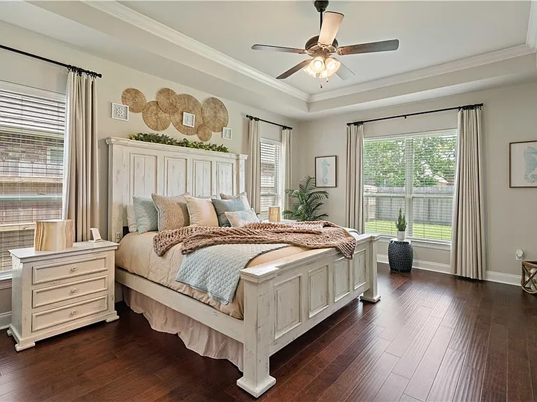 400 Walter Ln — Photo 10