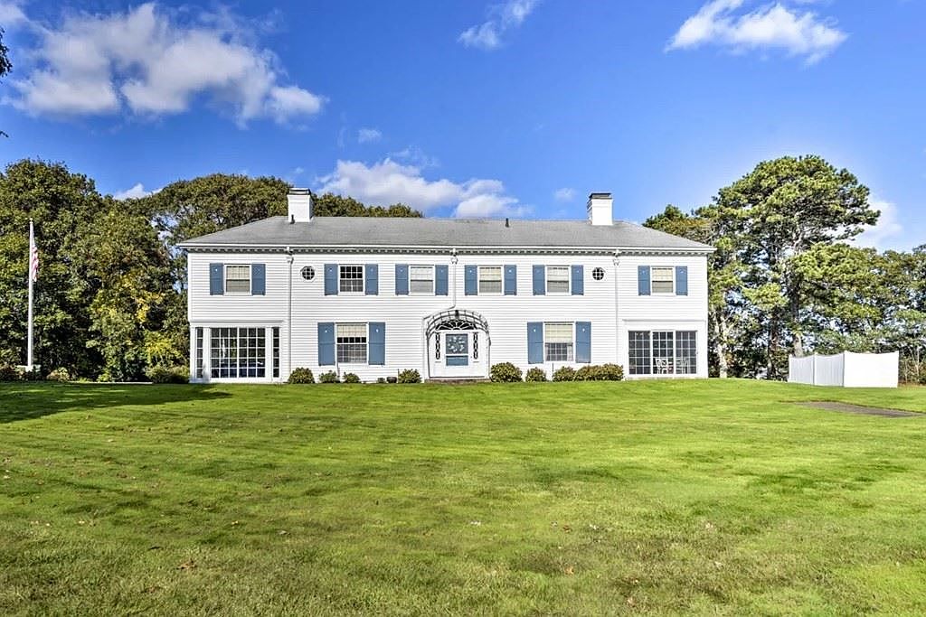 6070 Ocean Ave, Hyannis, MA 02601 Zillow