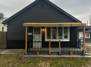 819 Frank Ave #1, Windsor, ON N8S 3P4