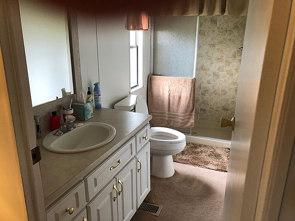 4th image of 15757 Breezy Point Dr