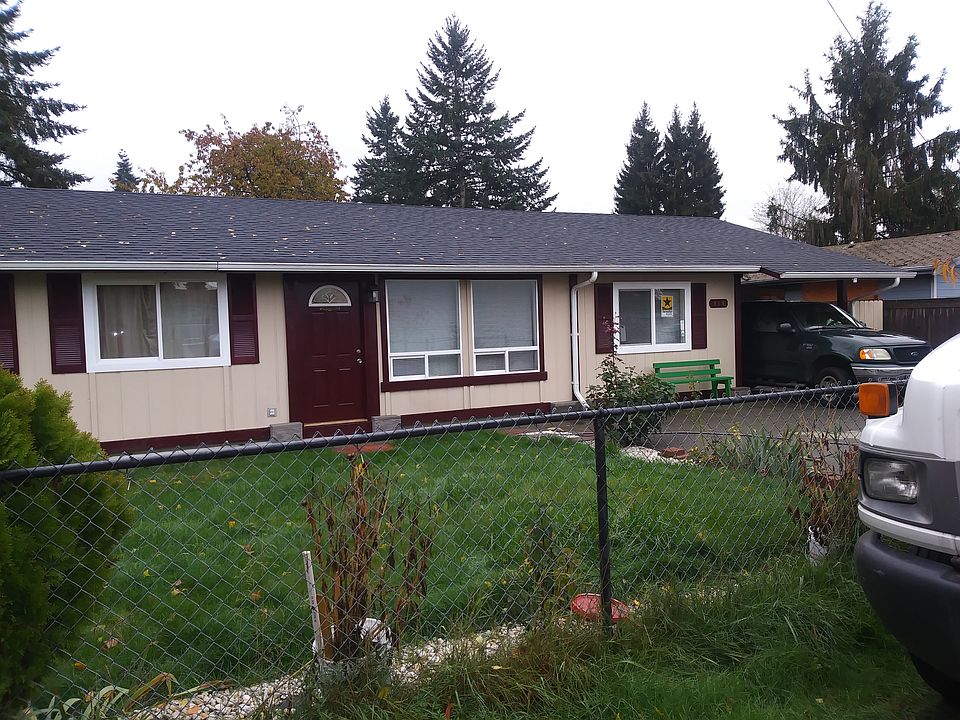 1st image of 918 Violet Meadow St S
