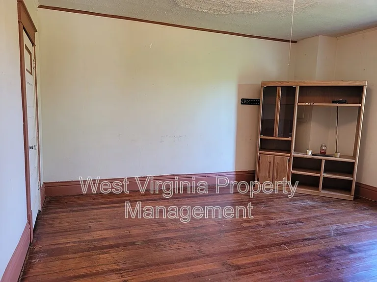 345 Prosperity Rd #2 — Photo 3