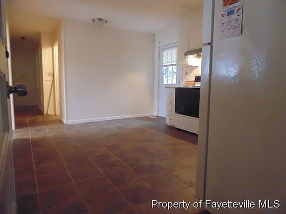 4th image of 5948 Lexington Dr