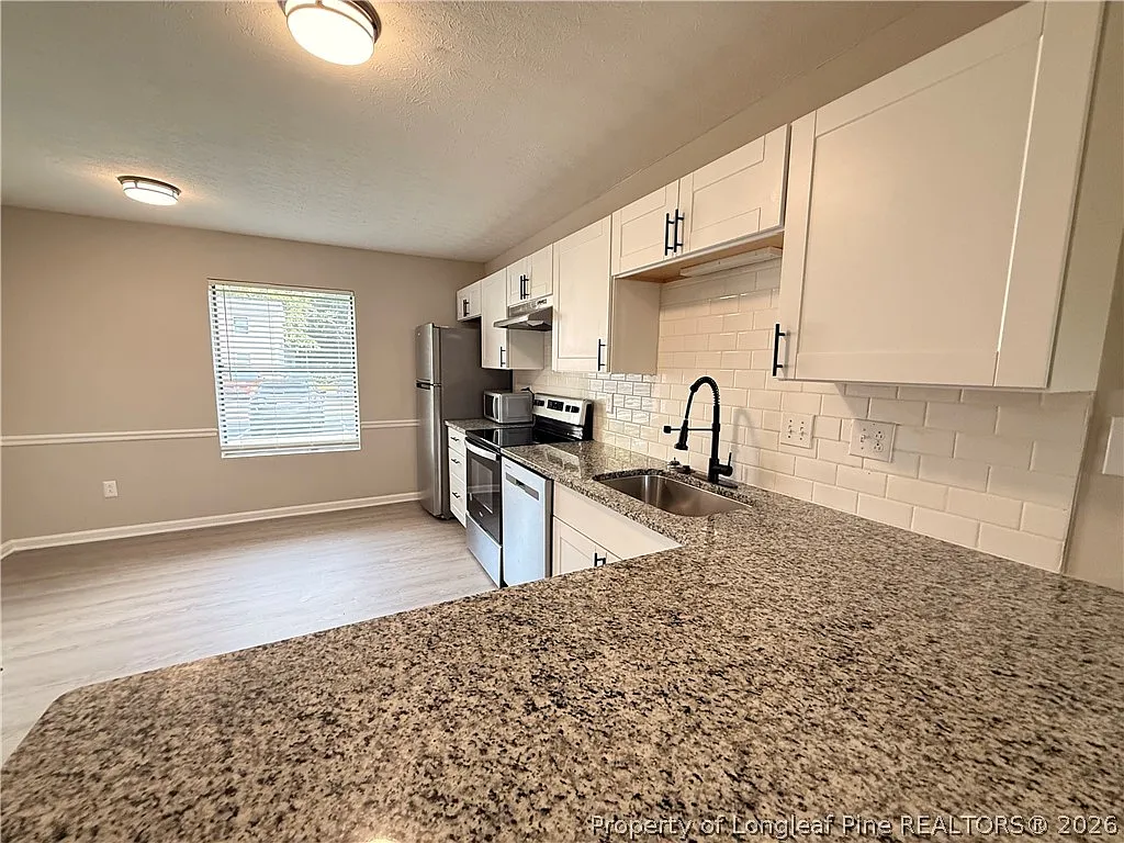 2 bed, 2.0 bath, 1050 sqft, $1,095 — Photo 4