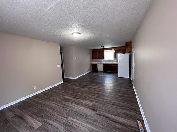 2nd image of 228 Sunnydale Dr