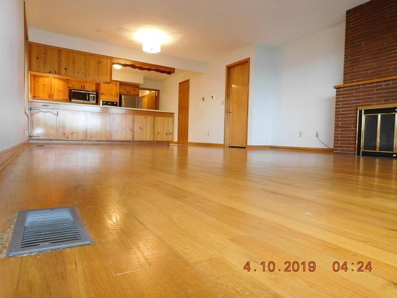 2nd image of 6502 E Evergreen Blvd