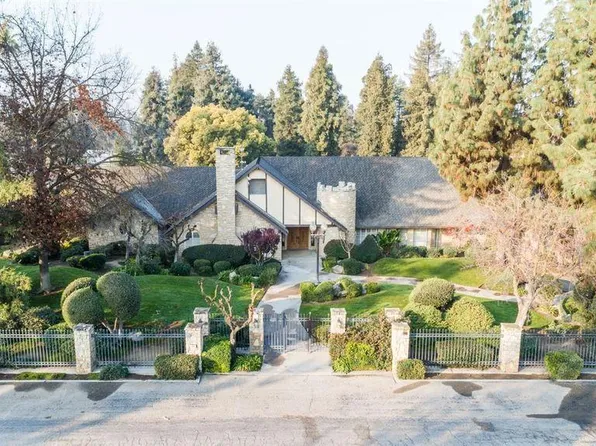 561 N Dewolf Ave, Fresno, CA 93737
