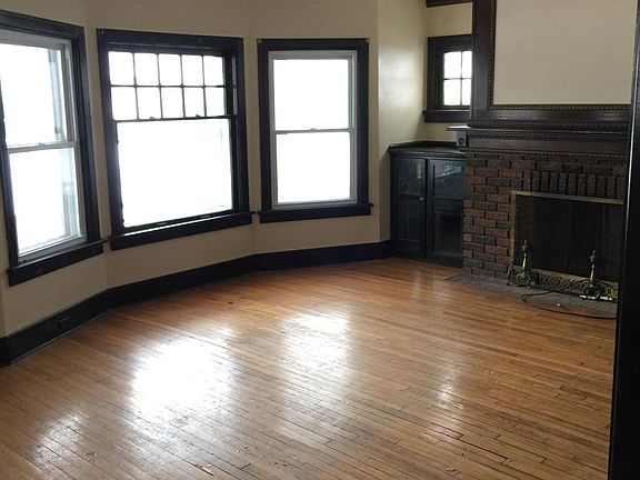 4th image of 18950 Monterey Ave