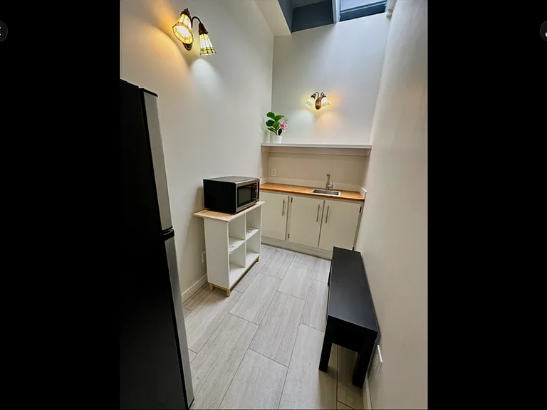 121 Sweeney Ct — Photo 13