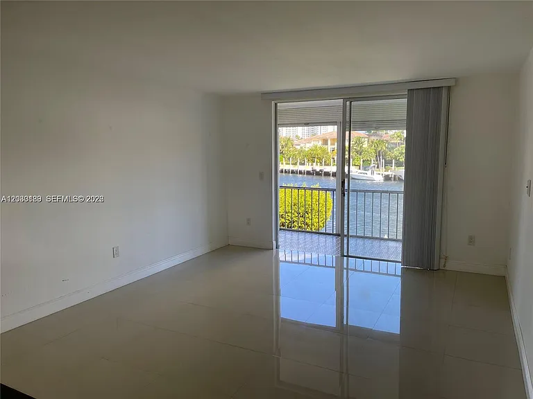 3030 Marcos Dr #T314 — Photo 5