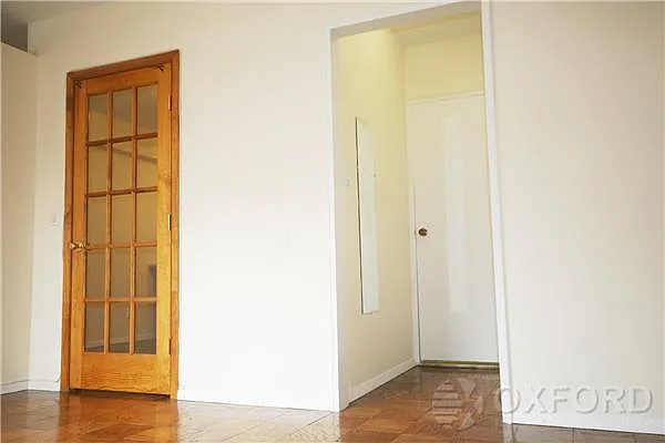 Rented by Oxford Property Group | media 30