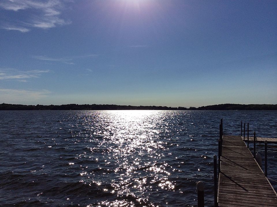 Big bay views south & sowest