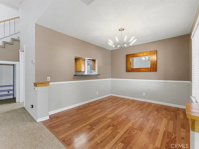 539 Wayland Ct — Photo 8