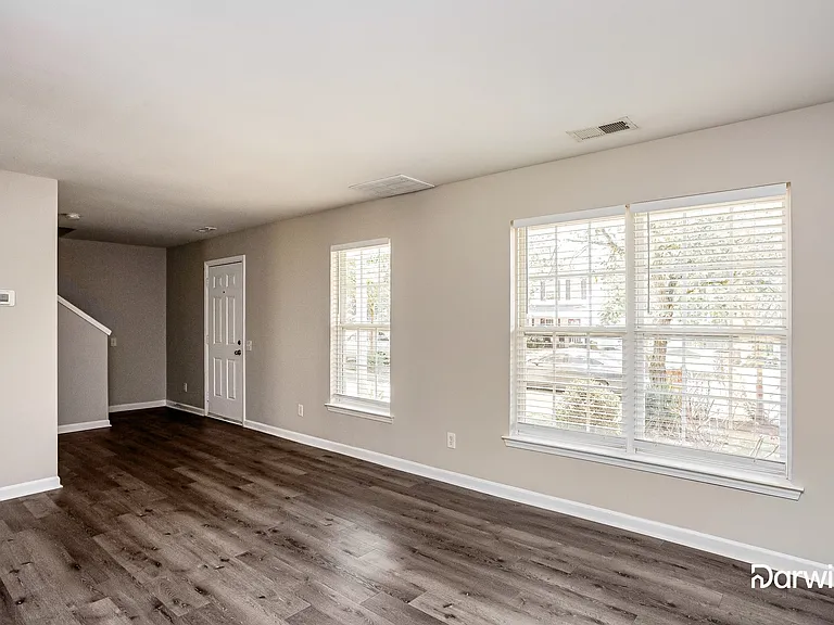 1418 Peach Park Ln — Photo 4