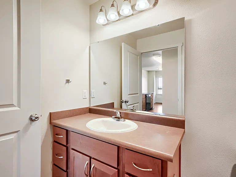 Copper Landing — Photo 17