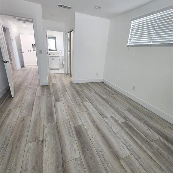 6860 Gentry Ave #2 — Photo 16