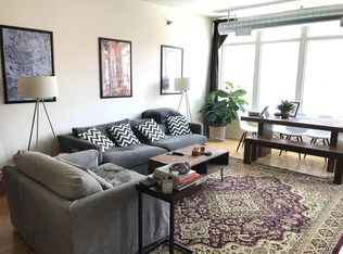 909 W Washington Blvd #P-52, Chicago, IL 60607