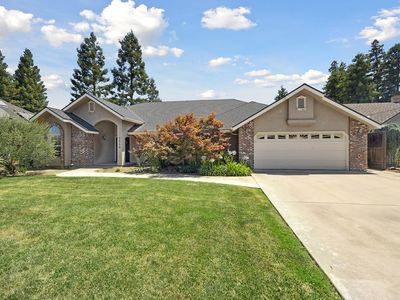 2515 E Princeton Avenue, Visalia, CA, 93292