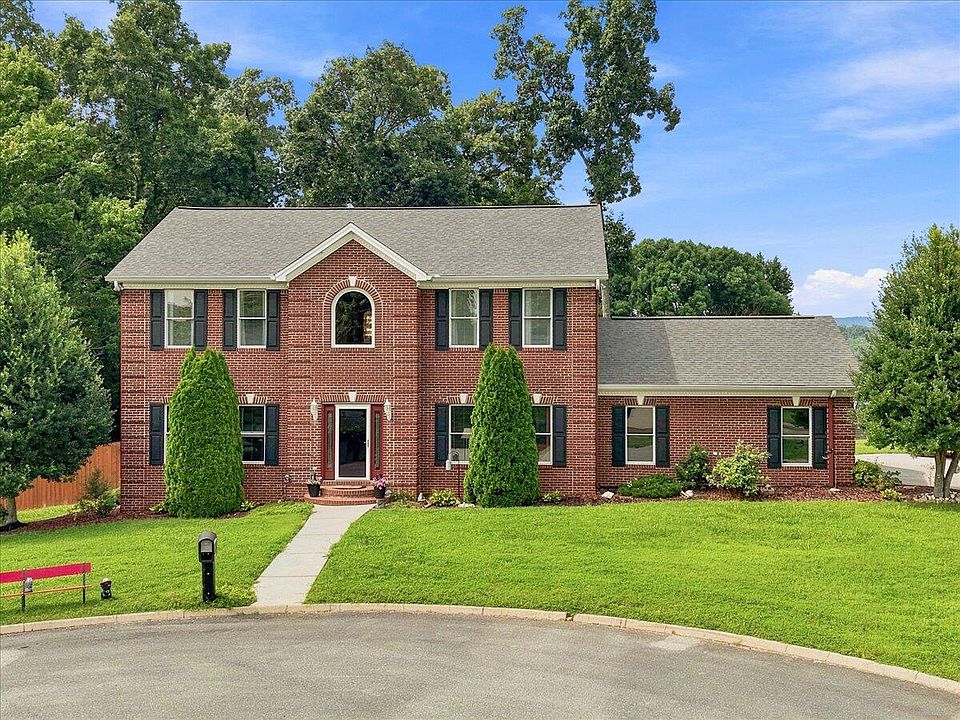 1st image of 4972 Cedar Cove Dr