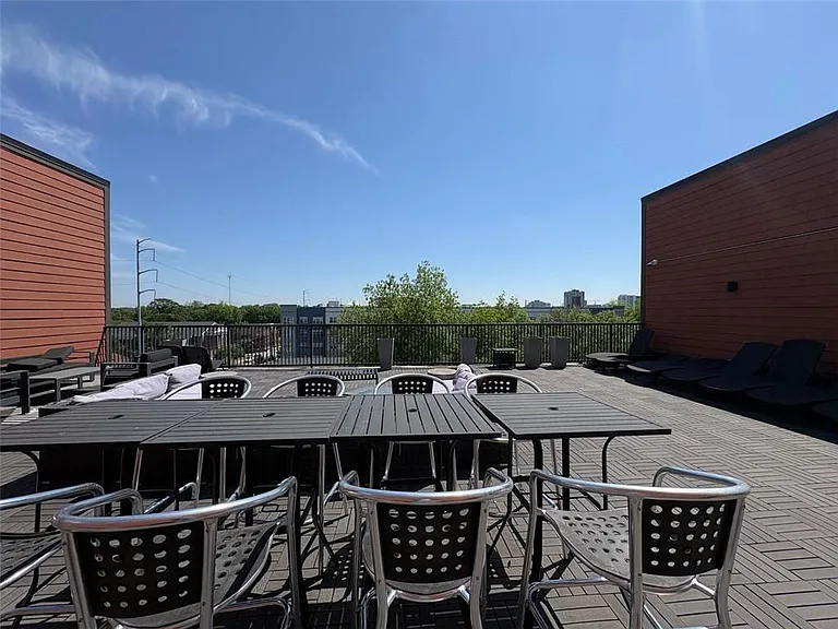 525 Parkway Dr NE #512 — Photo 20