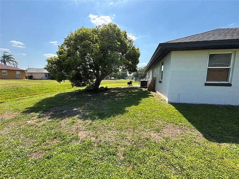 504 Blackbird Ln — Photo 21