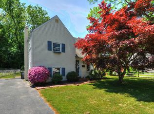 730 Cedar Dr, Phoenixville, PA 19460
