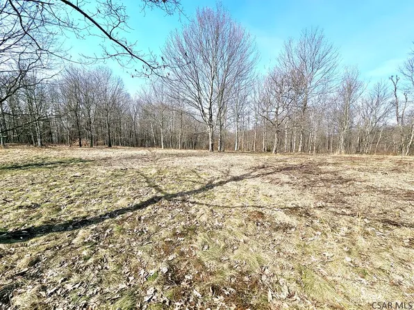 Maplewood Dr, Johnstown, PA 15904