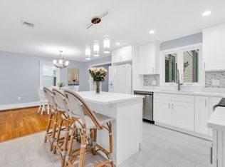 67 Stearns Rd, West Roxbury, MA 02132