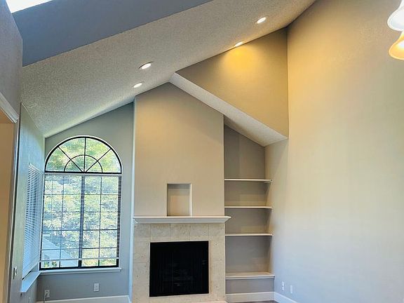 5th image of 2610 Yerba Vista Ct #1
