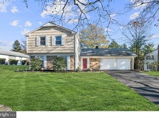 11 Thornleigh Pl, Willingboro, NJ 08046