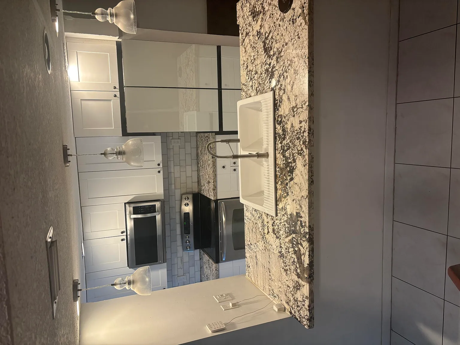3 bed, 2.5 bath, 1770 sqft, $3,200 — Photo 3