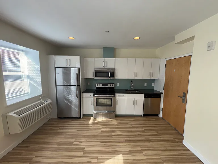 249 S 49th St #119 — Photo 2