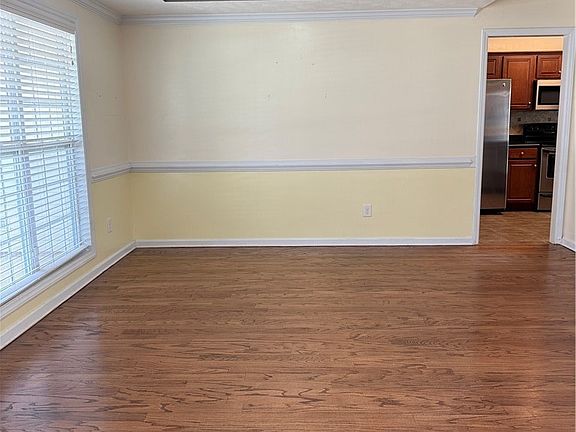 4th image of 158 Asheford Way