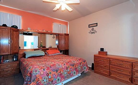 5th image of 414 Chaparral Dr