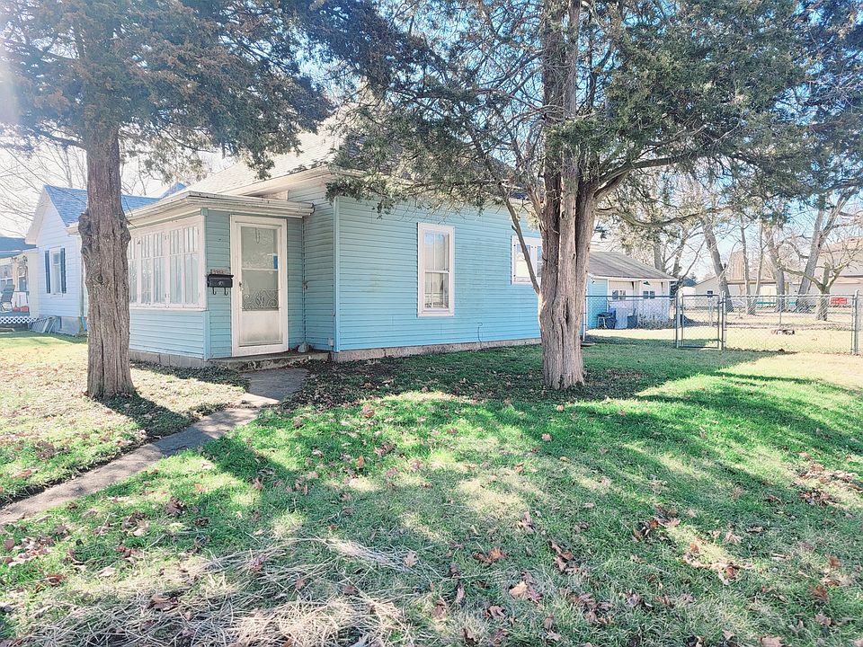 301 S Main St, Flanagan, IL 61740 Zillow