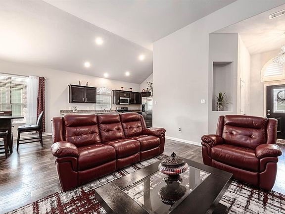 Whether it's simply a night in or entertaining family and friends, this home has ample open space for everyone to enjoy!