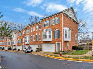 7726 Heritage Woods Way, Annandale, VA 22003