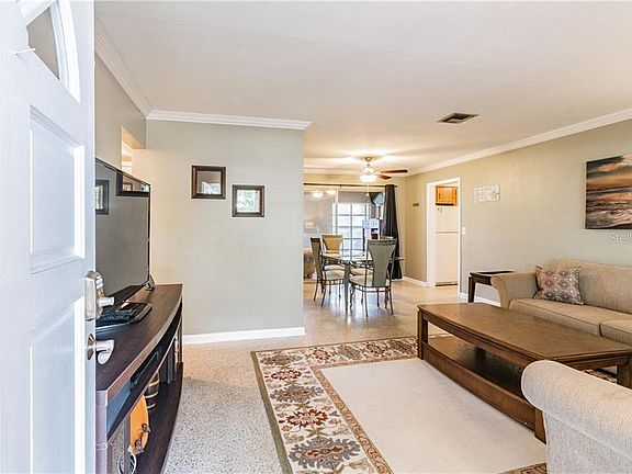 2nd image of 2739 Avocado Dr