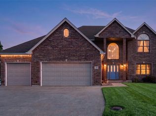 4213 NE Kennesaw Rdg, Lees Summit, MO 64064