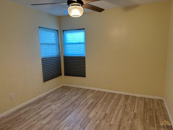 4th image of 1723 Oswell St