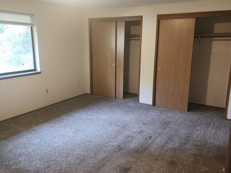 24 x 16 master suite with full bath double closet. Very large space. All fresh carpet. Light and open on an acre