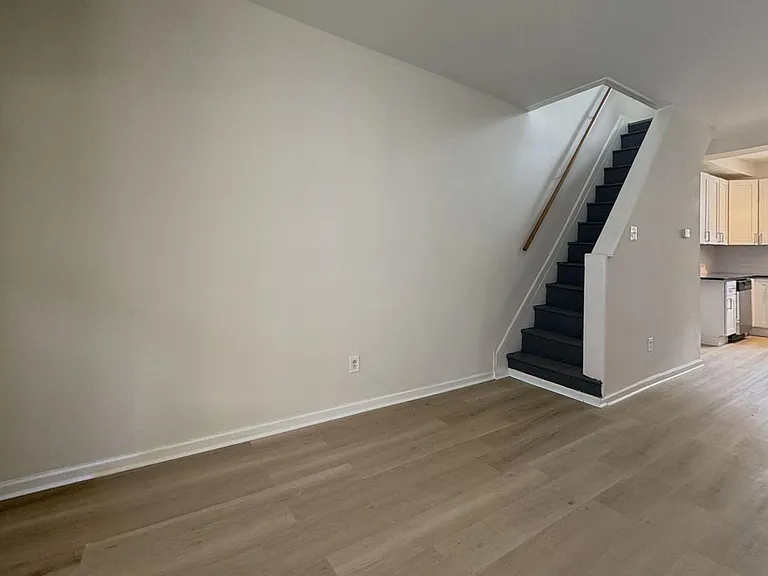 2457 N Patton St — Photo 6