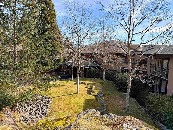 4th image of 5855 Cowrie St #414