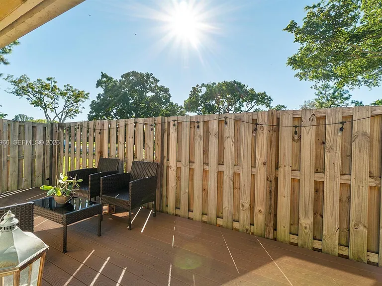 22618 Vistawood Way — Photo 7